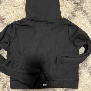 Alo Yoga Soleil cropped sweatshirt